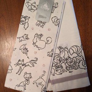 Disney Kitchen Towel Set - Reigning Cats And Dogs - Disney Cats